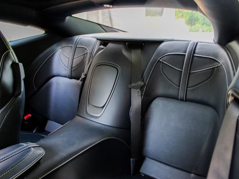Used 2019 Aston Martin DBS Superleggera RWD image 19