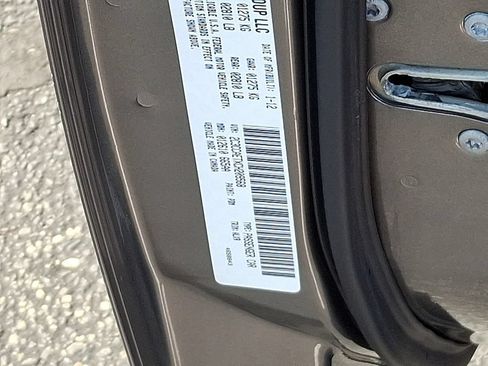 Used 2012 Chrysler 300 C RWD image 27