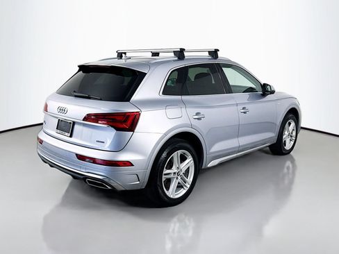 Used 2021 Audi Q5 e Premium Plus w/ Premium Plus Package AWD/4WD image 9