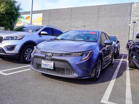 Used 2021 Toyota Corolla LE w/ Carpet Mat Package (TMS) image 6