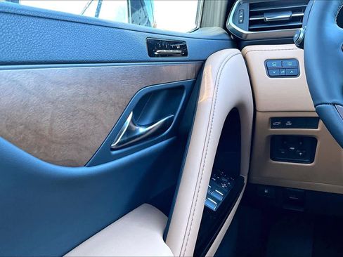 New 2026 Lexus LX 700h Luxury image 20