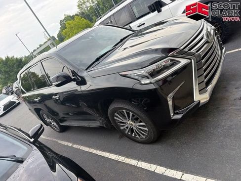 Used 2016 Lexus LX 570 4WD w/ Luxury Package image 1