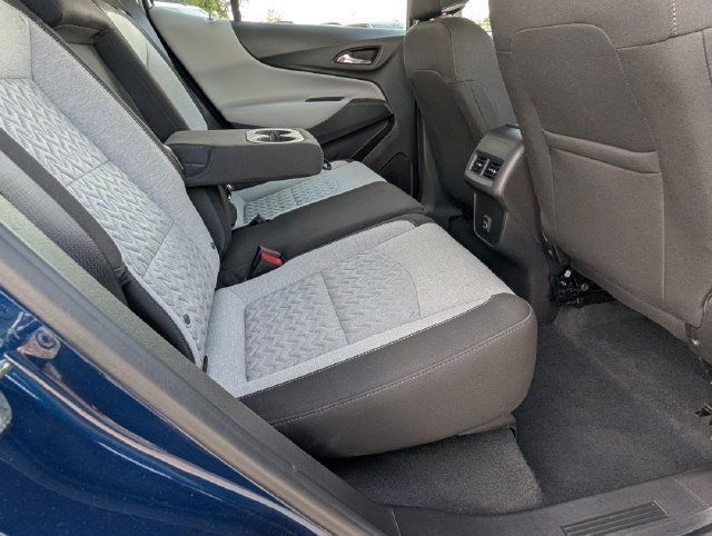 Used 2022 Chevrolet Equinox LS FWD image 22