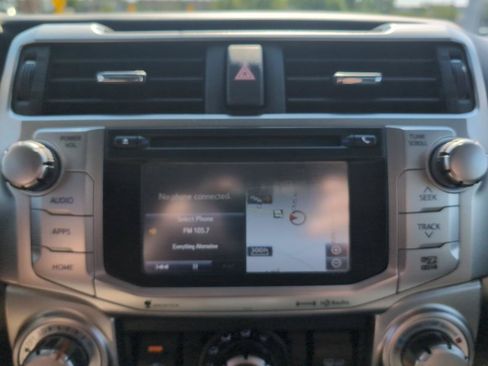 Used 2018 Toyota 4Runner SR5 Premium AWD/4WD image 24