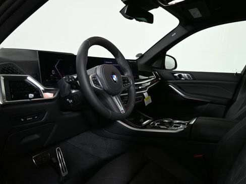 New 2026 BMW X5 xDrive40i w/ M Sport Package AWD/4WD image 15