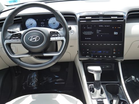 Used 2024 Hyundai Tucson SEL w/ Convenience Package AWD/4WD image 17