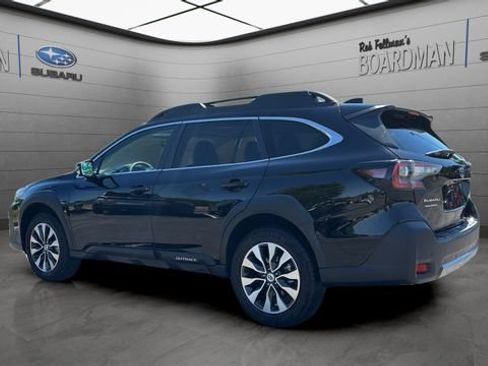 Used 2025 Subaru Outback Limited AWD/4WD image 8