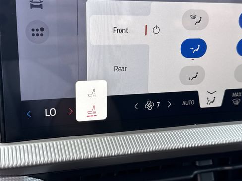 Certified 2025 Ford Explorer Active RWD image 29