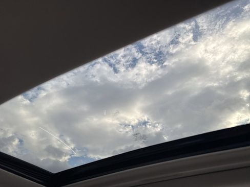 Used 2017 Ford Fusion Platinum image 22