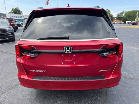 Used 2023 Honda Odyssey Sport image 7