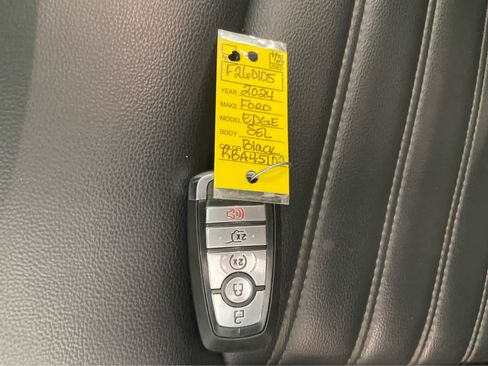 Used 2024 Ford Edge SEL w/ Convenience Package AWD/4WD image 41