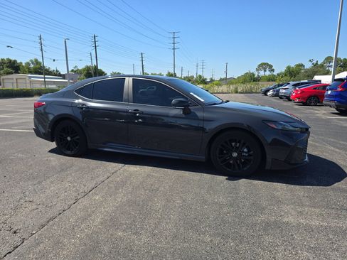 Used 2025 Toyota Camry SE w/ Multimedia Upgrade Package FWD image 2