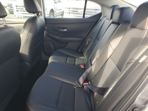 Used 2025 Nissan Sentra SR w/ SR Premium Package FWD image 12