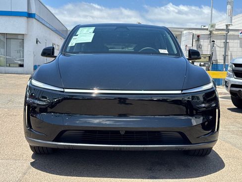 Used 2026 Tesla Model Y Long Range AWD/4WD image 4
