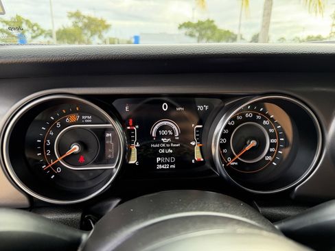 Used 2023 Jeep Wrangler Sport S image 19