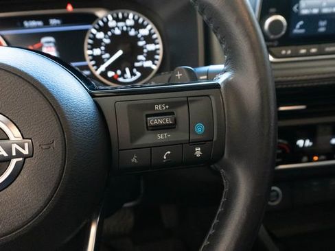 Used 2023 Nissan Rogue SV w/ SV Premium B Package FWD image 23