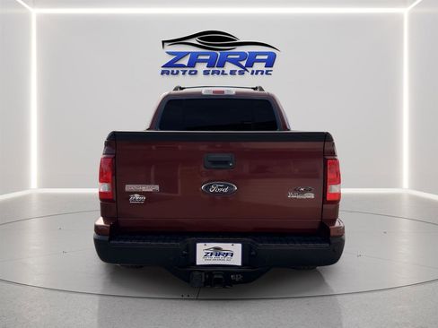 Used 2009 Ford Explorer Sport Trac XLT image 4