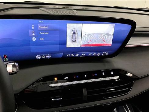 Used 2025 Buick Enclave Sport Touring w/ Power Package image 28