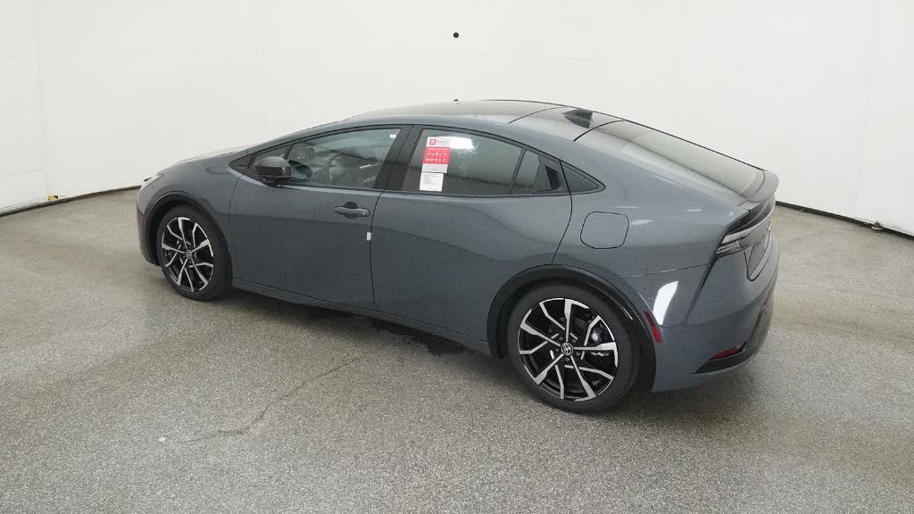 New 2026 Toyota Prius Plug-In Hybrid w/ Limited Premium Package FWD image 39