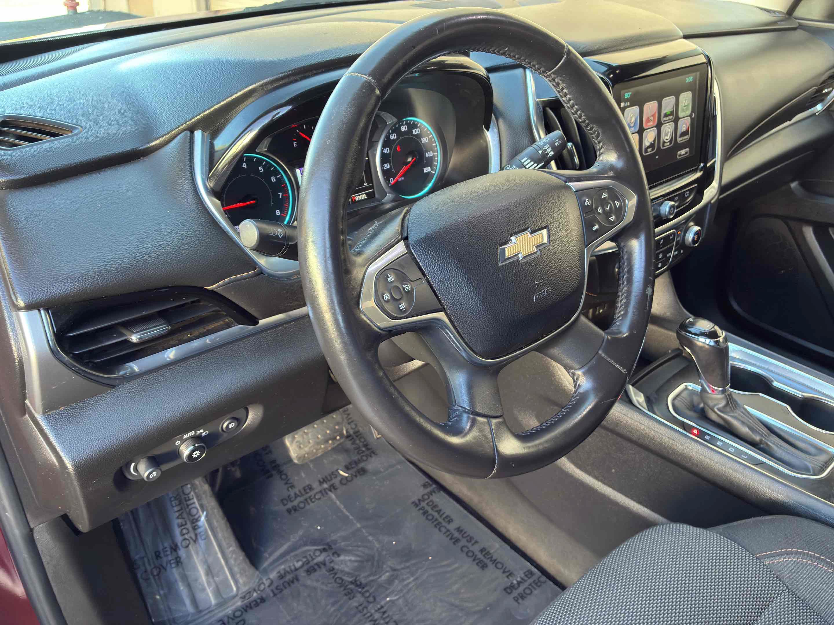 Used 2018 Chevrolet Traverse LT FWD image 18