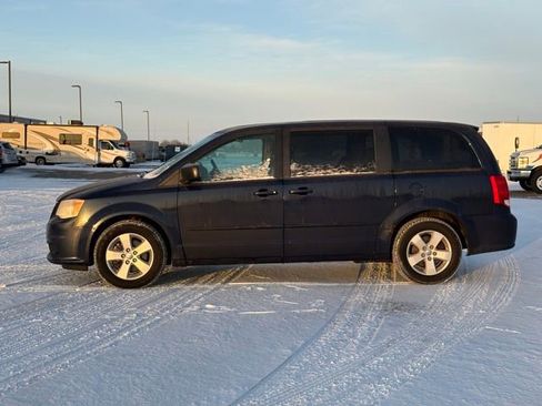 Used 2013 Dodge Grand Caravan SE image 6