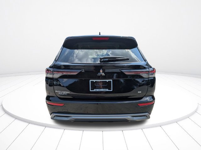 New 2026 Mitsubishi Outlander SE FWD image 5