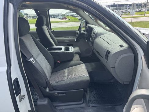Used 2008 Chevrolet Silverado 1500 W/T w/ Towing Package RWD image 13