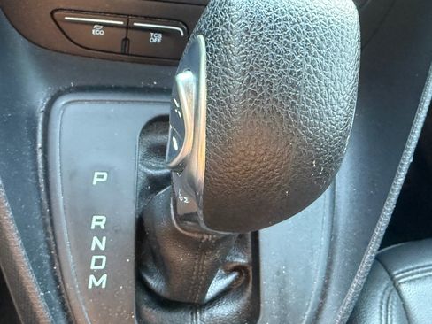 Used 2021 Ford Transit Connect XL FWD image 24