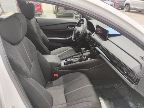 Certified 2025 Honda Accord Sport image 28