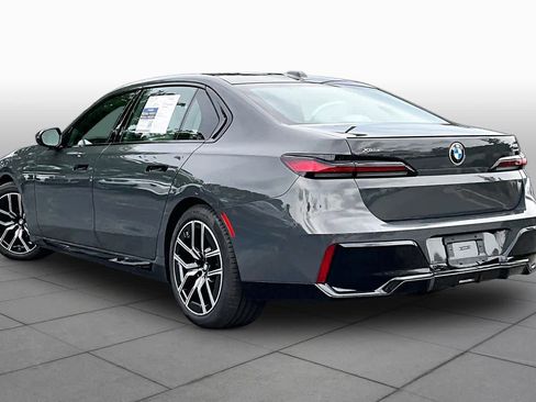 Certified 2026 BMW 740i xDrive AWD/4WD image 12
