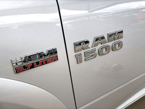 Used 2014 RAM 1500 Laramie w/ Convenience Group AWD/4WD image 14