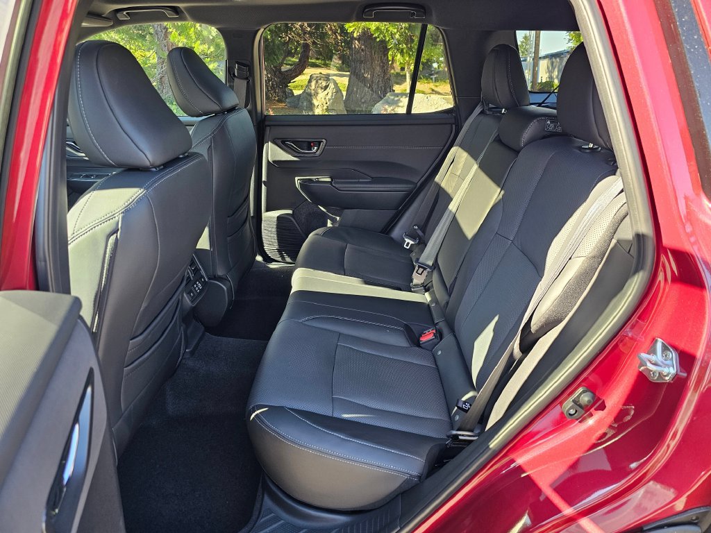 New 2026 Subaru Outback Touring AWD/4WD image 15