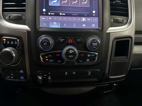 Used 2022 RAM 1500 Classic SLT w/ Electronics Group AWD/4WD image 15