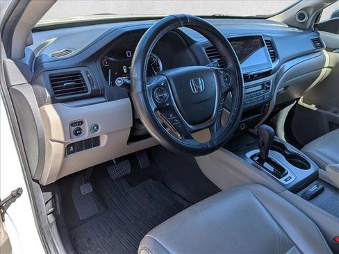 Used 2007 Toyota Camry LE FWD image 9
