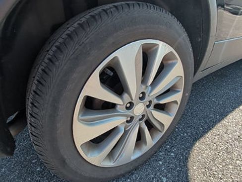 Used 2020 Buick Encore Preferred FWD image 11