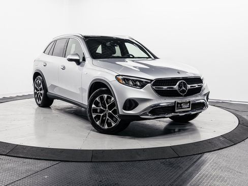 Certified 2025 Mercedes-Benz GLC 350e GLC 350e image 1