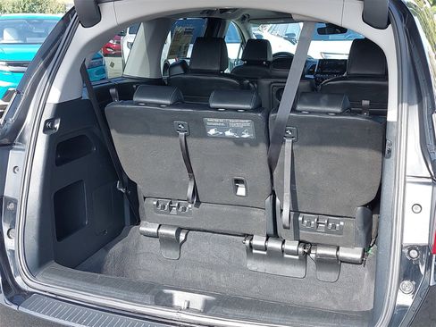 Used 2023 Honda Odyssey Touring image 13