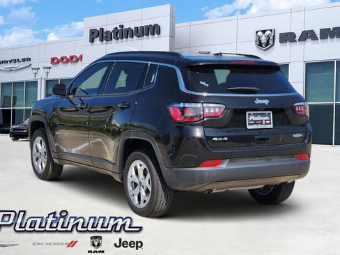 New 2025 Jeep Compass Latitude image 5