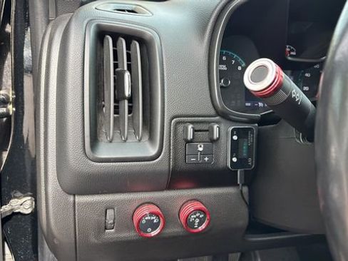 Used 2022 Chevrolet Colorado ZR2 image 22