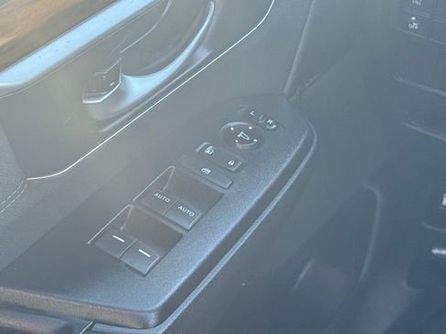 Used 2021 Honda CR-V EX image 31