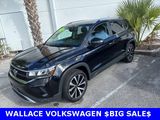 Certified 2024 Volkswagen Taos SE image 2