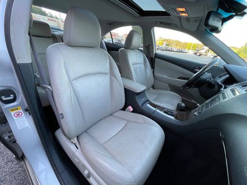 Used 2010 Lexus ES 350 w/ Luxury Package image 22