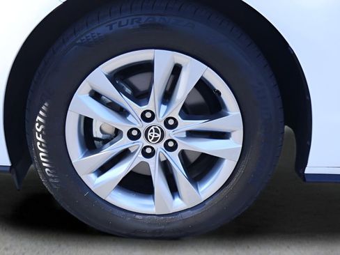 Certified 2021 Toyota Sienna Limited FWD image 30