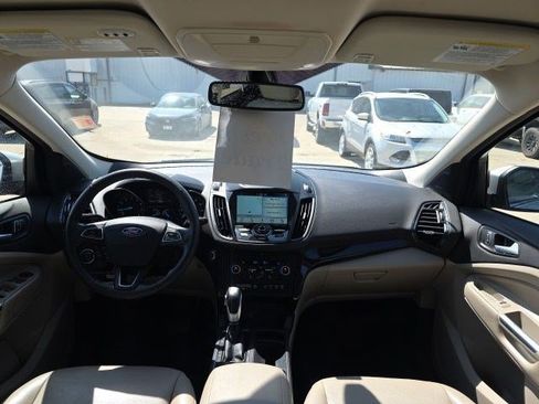 Used 2019 Ford Escape Titanium AWD/4WD image 15