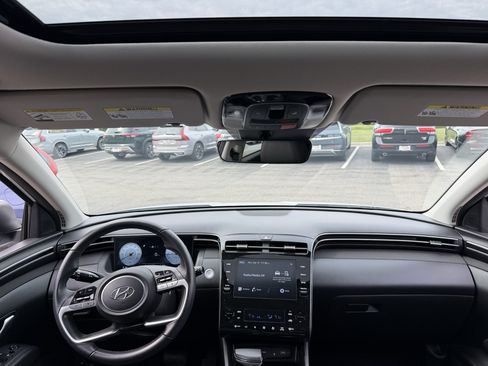 Used 2023 Hyundai Tucson SEL w/ Convenience Package AWD/4WD image 9
