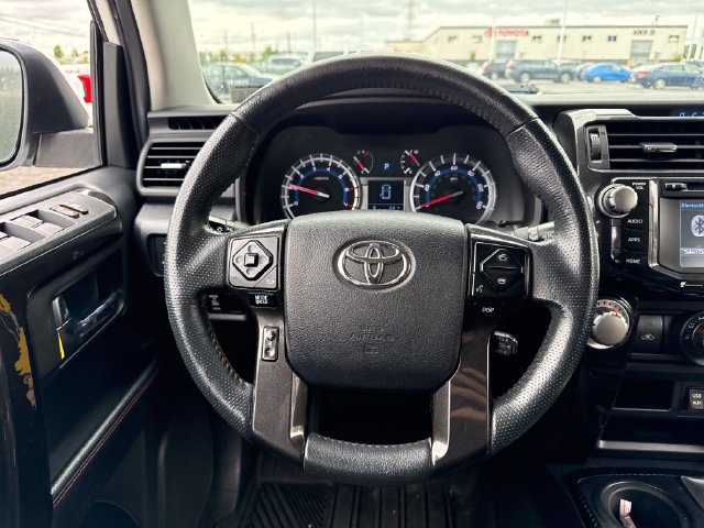 Used 2018 Toyota 4Runner TRD Off-Road AWD/4WD image 17