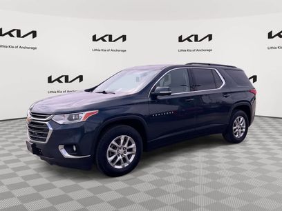 Used 2021 Chevrolet Traverse LT