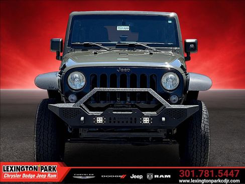 Used 2015 Jeep Wrangler Unlimited Sport AWD/4WD image 2