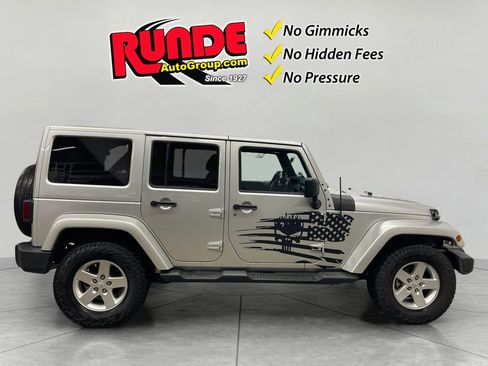 Used 2012 Jeep Wrangler Sahara image 6