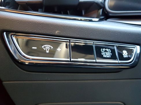 New 2025 Kia Niro EX image 28